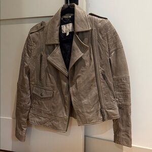 Banana Republic Heritage Moto Leather Jacket is tan/gray size XS